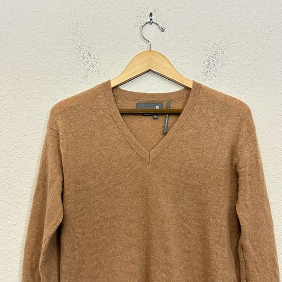 ANTHROPOLOGIE The Cashmere Collection V-Neck Pullover Sweater in Dark Tan - Picture 2 of 9